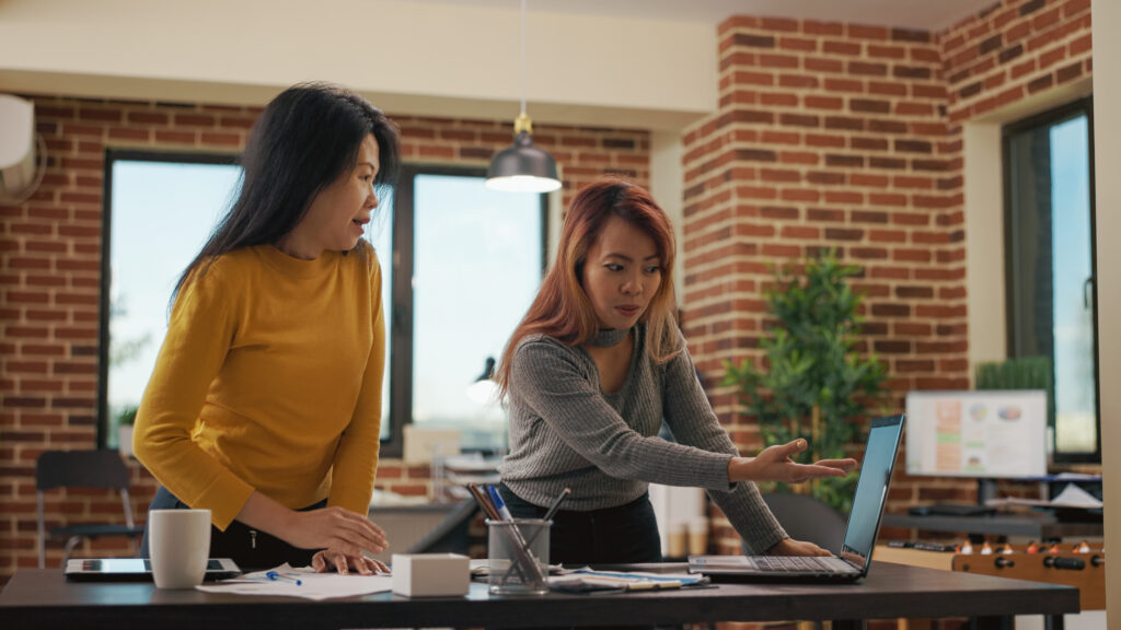 From Gossip to Growth: How Elena Changed Her Communication Culture